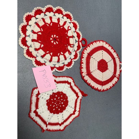 Handcrafted Vintage Crochet Potholders Set of 3 Red & White Cotton Kitchen Decor - Picture 7 of 7